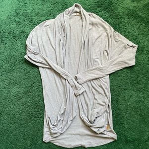 Lucy yoga gym jacket cover up size S